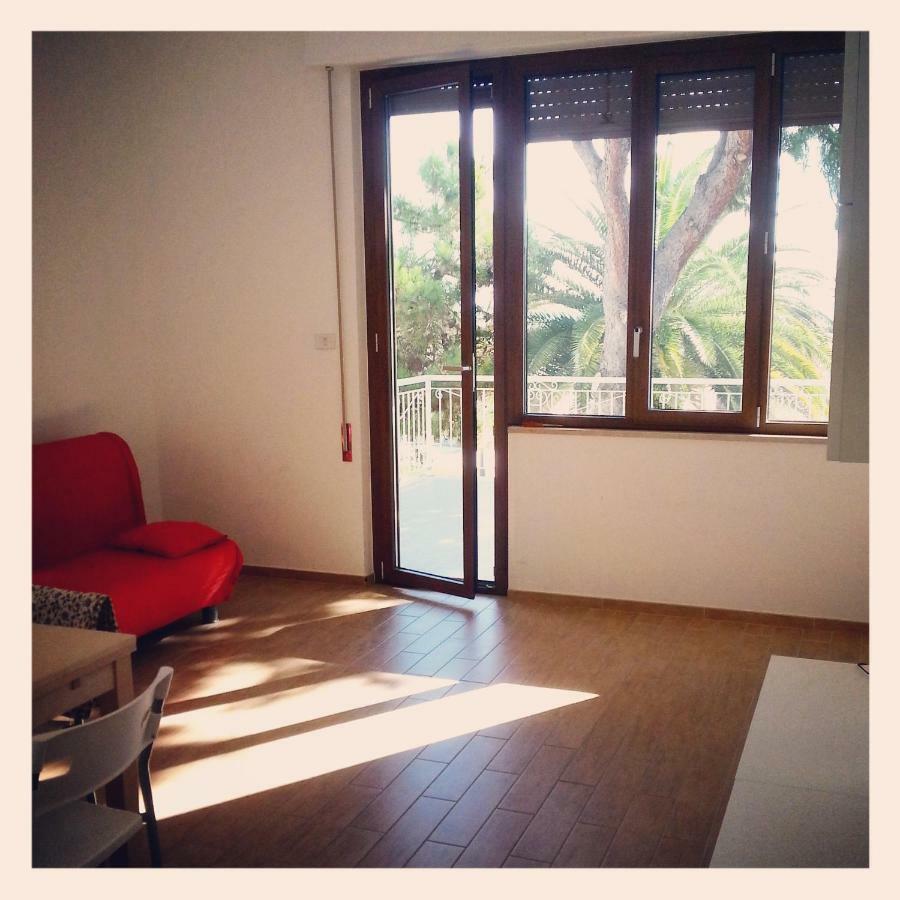 Roseto Holidays Roseto Degli Abruzzi Exterior foto